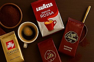 ☕         